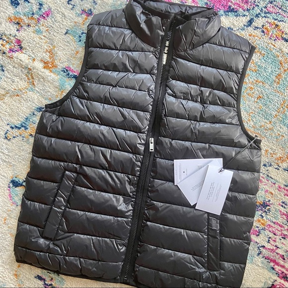 NEW! UGG Felton Puffer Vest - Picture 6 of 8